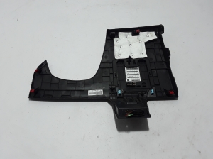RENAULT Arkana (2019–2026) Dashboard trim 689215714R - 3