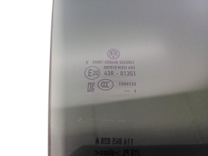 Volkswagen ID.4 I (2020–2026) Aizmugurējo sānu durvju stikls 11A845026A - 2
