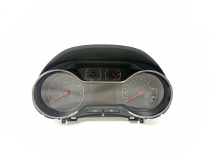 Instrument cluster - 9842123380