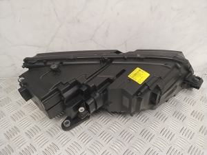 Skoda Octavia III (2013–2019) Headlight 5E1941015D - 4