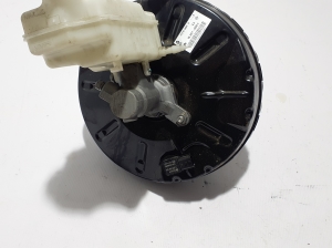 RENAULT Arkana (2019–2026) Brake booster 472104802R - 2