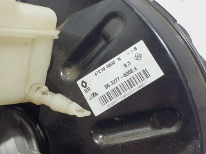 RENAULT Arkana (2019–2026) Brake booster 472104802R - 3