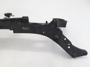 RENAULT Clio III (2005–2012) Radiator support and its parts 8200290143 - 4