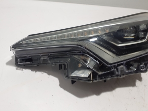 TOYOTA CHR (2016–2026) Scheinwerfer vorne 81150F4071 - 4