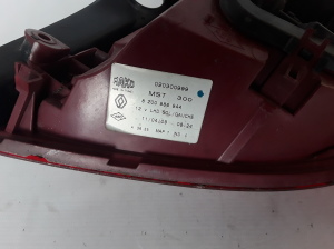 RENAULT Clio III (2005–2012) Eckleuchte hinten 8200886944 - 4