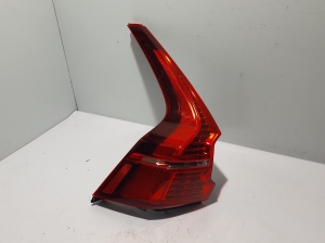  Rear corner lamp 