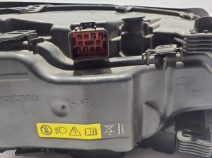 VOLVO S80 II (2006–2016) Scheinwerfer vorne 31214347 - 3