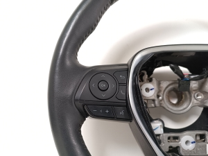 TOYOTA Corolla (2018–2026) Rool ja selle osad - 2