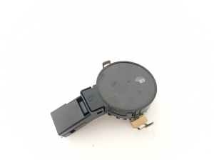 Opel Crossland X X 75 (2017–2026) Regensensor 9813167380 - 4