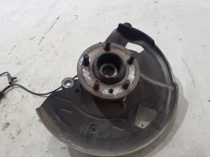 Land Rover Range Rover III (2002–2012) Front wheel hub RUB500320 - 3