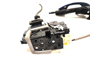 AUDI e-tron SUV (2018–2026) Front door external opening handle and its details 4KL837811 - 5