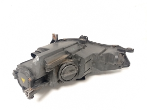 AUDI A4 B9 (2015–2026) Esituli 8W0941006A - 9