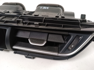 TOYOTA CHR (2016–2026) Dashboard air vent grilles 55670F4010 - 2