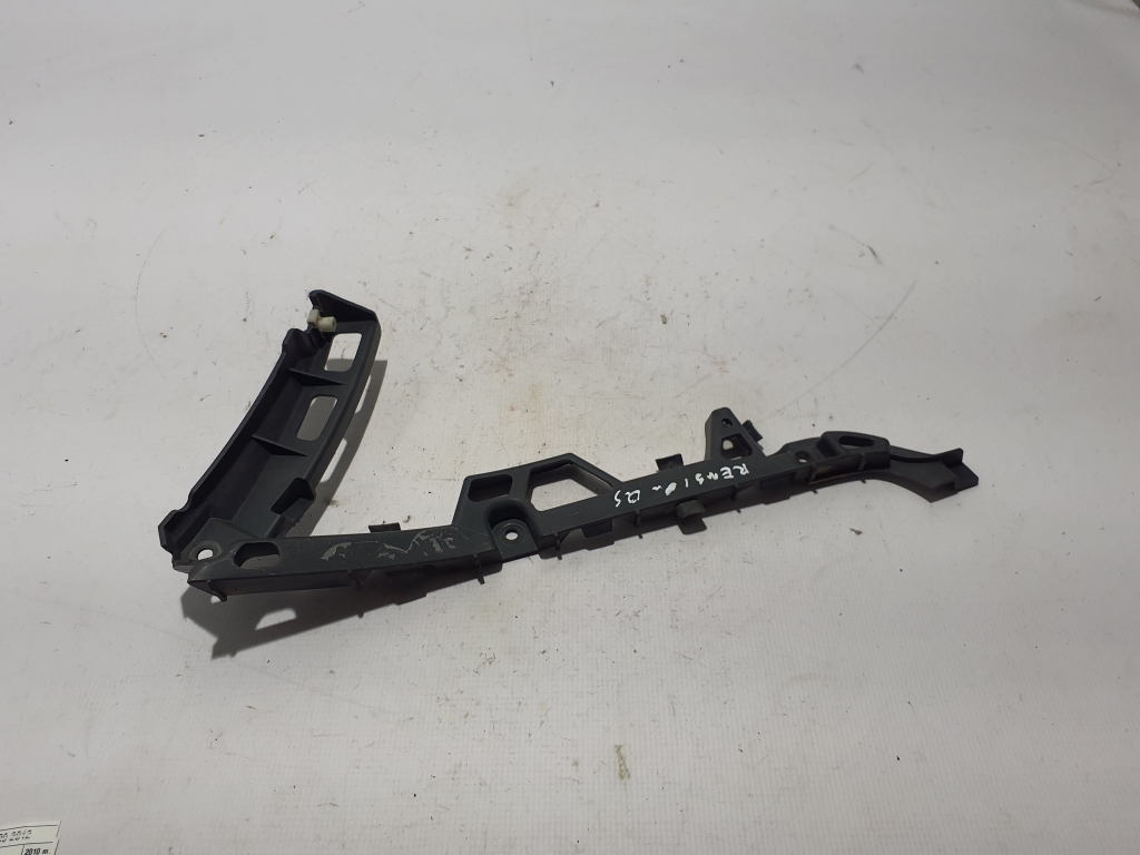 Land Rover Range Rover III (2002–2012) Rear bumper bracket LR015110 Land Rover Range Rover III (2002–2012) Rear bumper bracket LR015110
