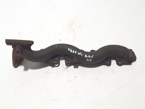   Exhaust manifold 