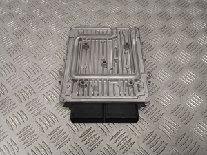 Mercedes Benz C-Class 205 (2014–2021) Motorsteuergerät A1779008004 - 3