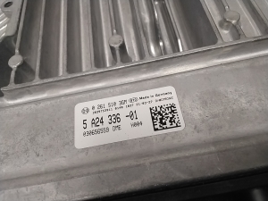 BMW X 7 G07 (2018–2026) Engine control unit 5A24336 - 4