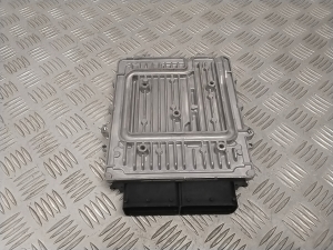 Mercedes Benz C-Class 205 (2014–2021) Motorsteuergerät A1779008004 - 4