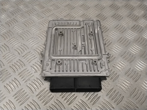 Mercedes Benz C-Class 205 (2014–2021) Motorsteuergerät A1779008004 - 2