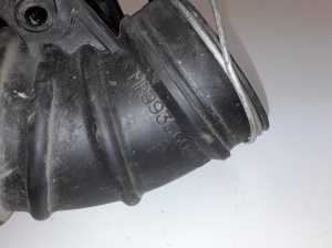 Mitsubishi Grandis (2003–2011) Luftansaugschlauch MR993560 - 3