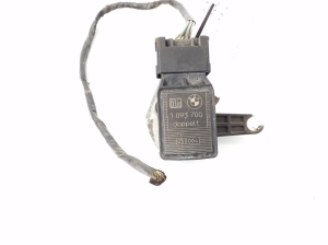 Rear hub sensor - 1093700