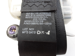 Hyundai i20 (2008–2014) Front seat belt 888801J2000 - 2