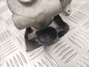  EGR valve 