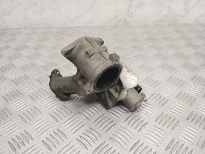  EGR valve 