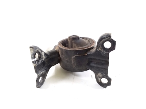 Mitsubishi Outlander (2006–2012) Engine mount MN184368 - 3