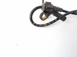 Mercedes Benz E-Class W211 (2002–2009) Front ABS sensor A2115402317 - 3