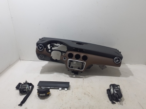 Mercedes Benz A-Class 176 (2012–2018) Armaturenbrett A1766801287