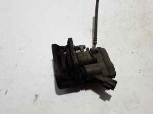 RENAULT Arkana (2019–2026) Tagumine pidurisadul 440012695R - 3