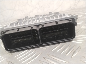 Mercedes Benz C-Class 205 (2014–2021) Motorsteuergerät A1779008004 - 3