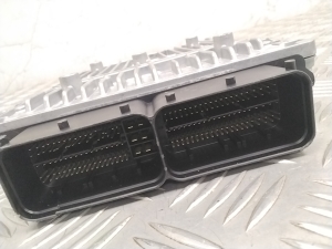 Mercedes Benz C-Class 205 (2014–2021) Motorsteuergerät A1779008004 - 2