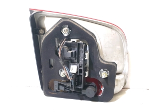 Volkswagen Touareg I (2002–2010) Tagatuli tagaluugil 28268003 - 3