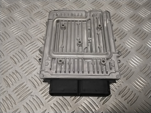 Mercedes Benz C-Class 205 (2014–2021) Motorsteuergerät A1779008004 - 2