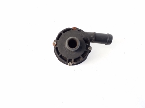 Mercedes Benz SLK-Class 172 (2011–2026) Auxiliary water pump A0005000686 - 2