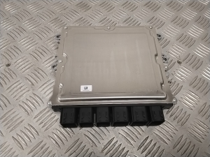 BMW X 7 G07 (2018–2026) Engine control unit 5A24336 - 2