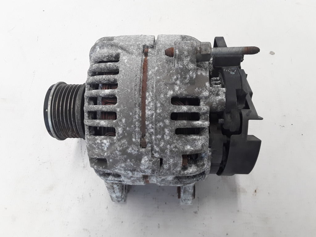 RENAULT Clio 3 generation (2005-2012) Generatorius 8200660033 21081238