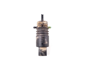 Mitsubishi Outlander (2006–2012) Front windshield washer pump 3043125 - 4
