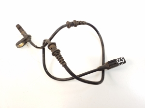 ABS-Sensor vorne - A2115402317