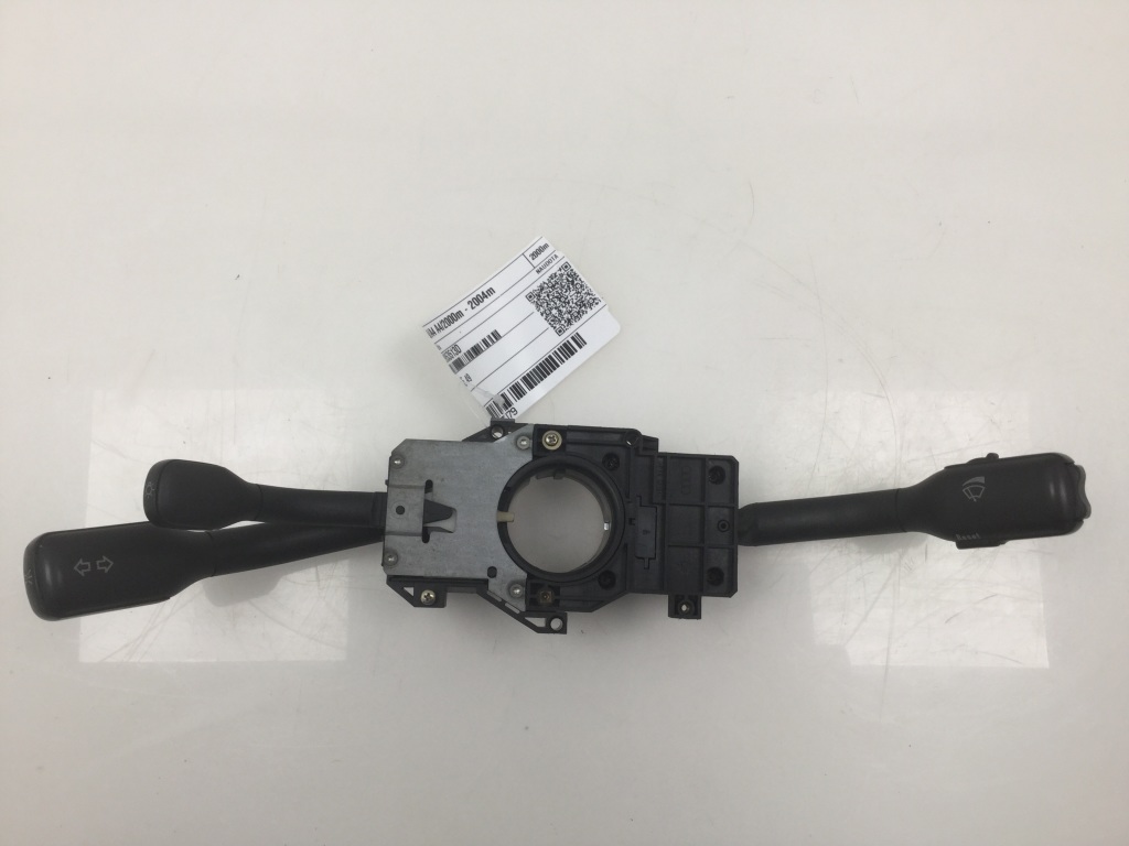 Used AUDI A4 Switch and its parts 4DO953513D