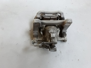 Opel Astra K (2015–2021) Rear brake caliper 39021738 - 2