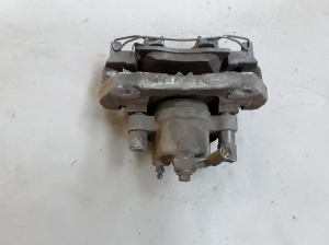 Opel Astra K (2015–2021) Front brake caliper 39103795 - 2
