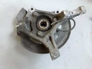Opel Astra K (2015–2021) Front wheel hub and its parts 39030300 - 2
