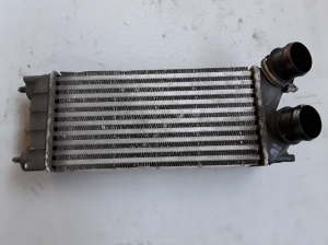   Intercooler radiaator 