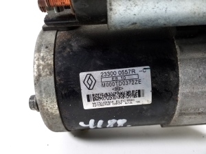 RENAULT Captur (2013–2019) Starter 233000557R - 2
