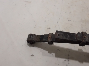  Rear spring 