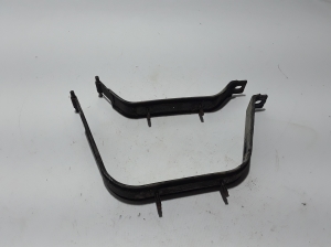   Fuel tank holder 