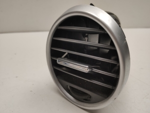 Mercedes Benz ML-Class 164 (2005–2011) Dashboard air vent grilles A1648302054 - 3